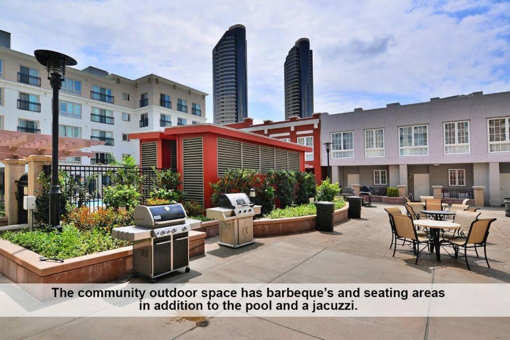 28 Night Minimum In The Gaslamp Quarter By Petco Park, Pool, Jacuzzi, Dogs Ok Apartamento San Diego