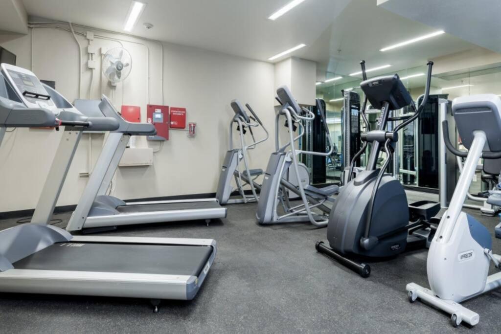 28 Night Minimum In The Gaslamp Quarter By Petco Park, Pool, Jacuzzi, Dogs Ok Apartamento *